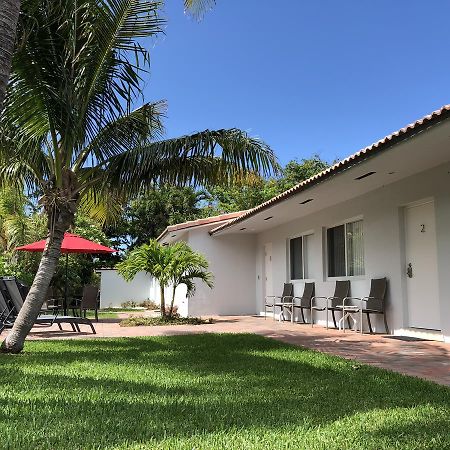 Elizabeth House Inn Deerfield Beach Exteriör bild