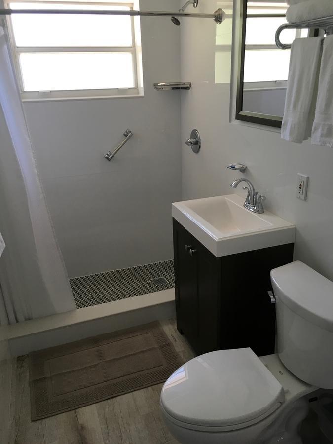 Elizabeth House Inn Deerfield Beach Exteriör bild